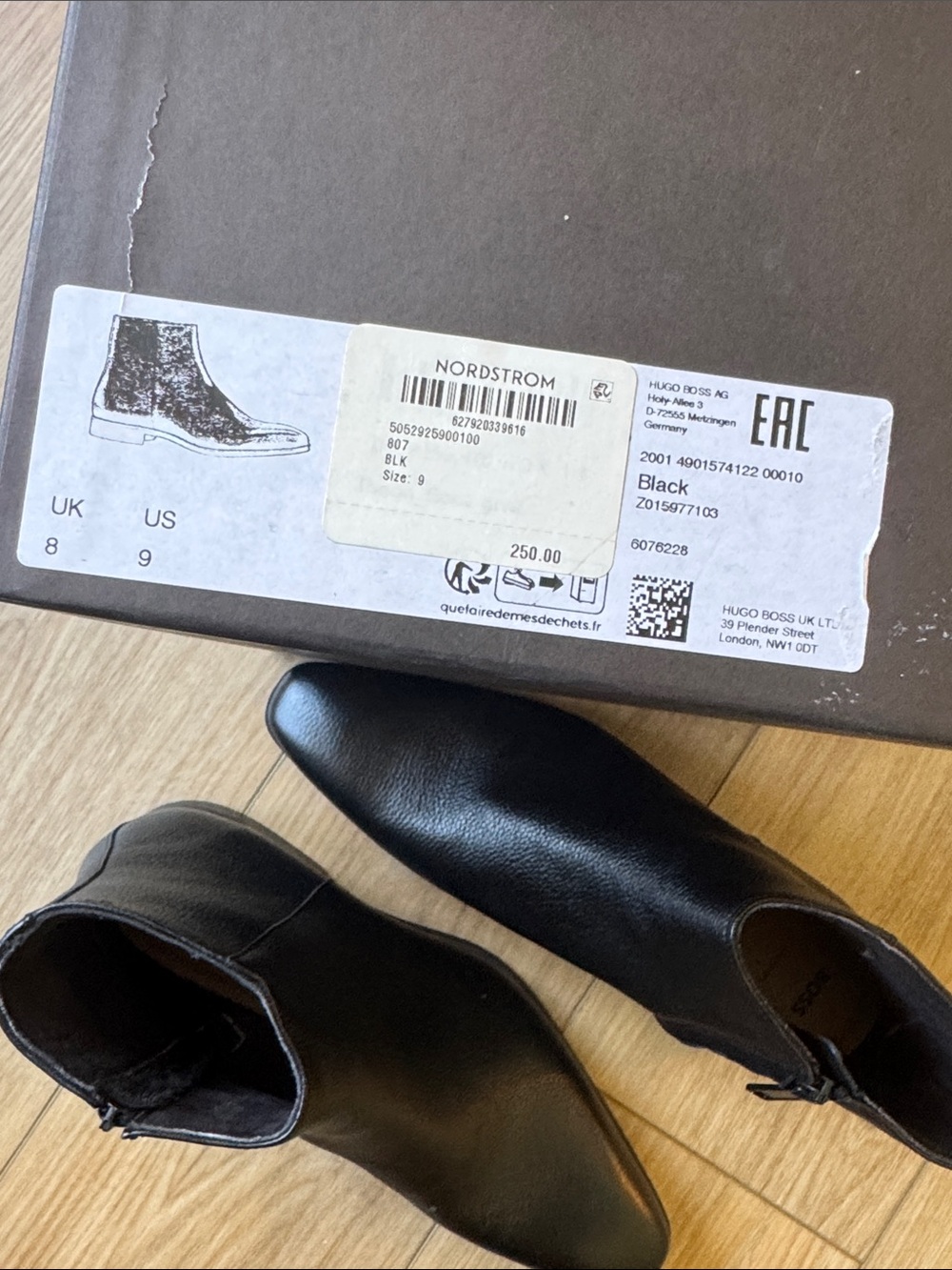 Hugo Boss Mens Theon Boots | Black Leather Chukka Ankle Boot - Picture 5 of 6